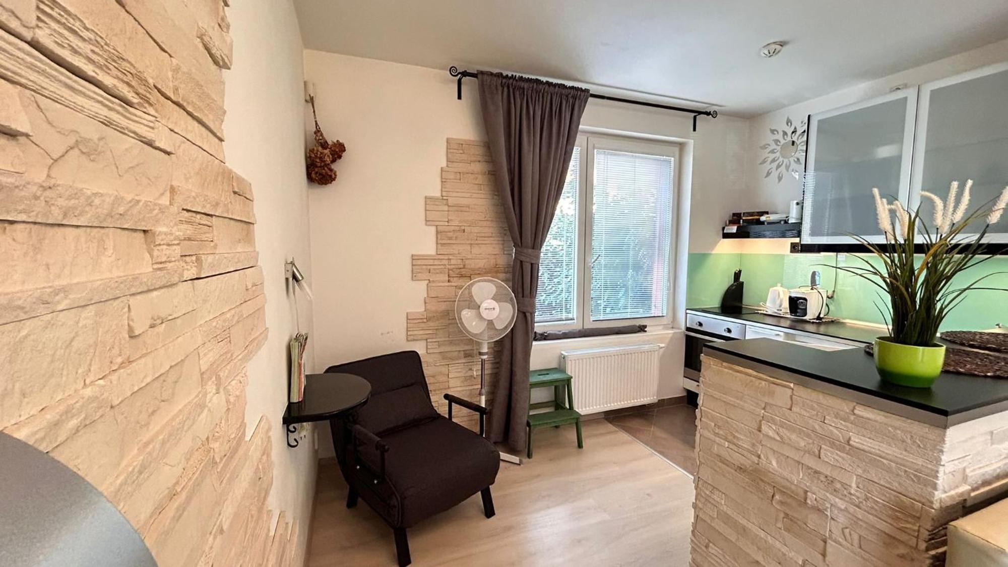 Bastien Studio Near Airport براغ المظهر الخارجي الصورة