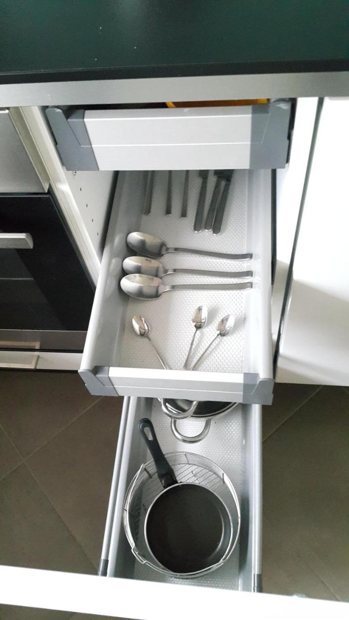 Bastien Studio Near Airport براغ المظهر الخارجي الصورة