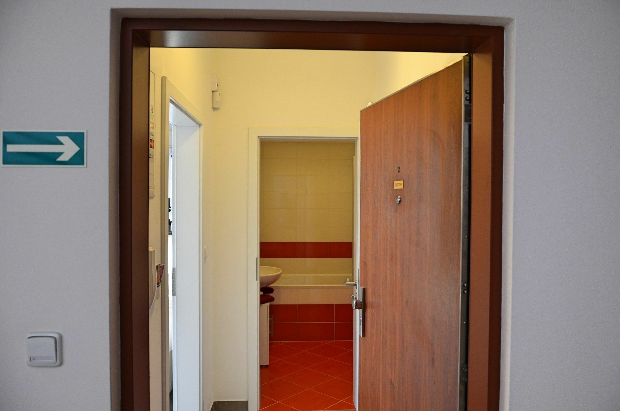 Bastien Studio Near Airport براغ المظهر الخارجي الصورة