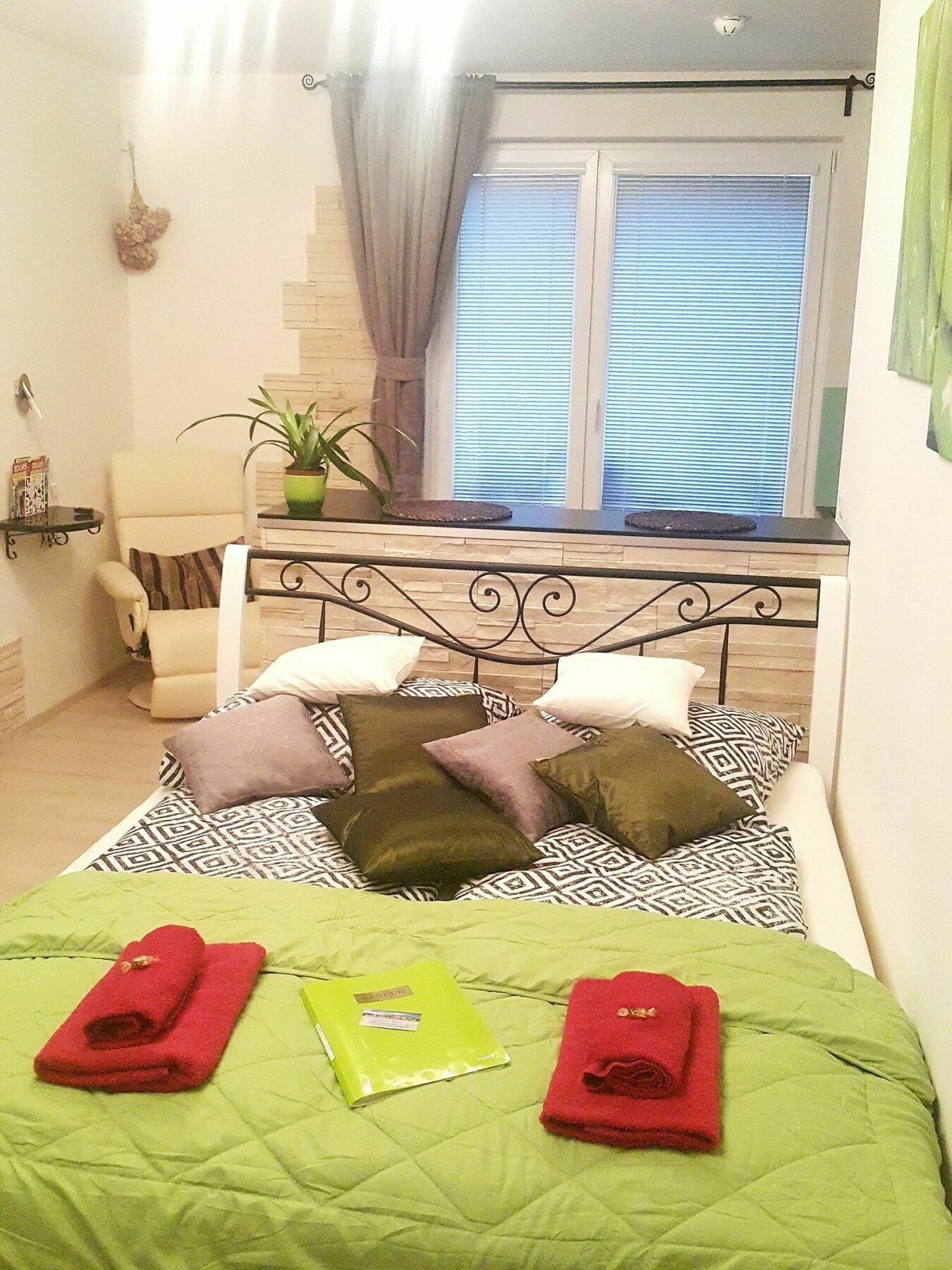 Bastien Studio Near Airport براغ المظهر الخارجي الصورة